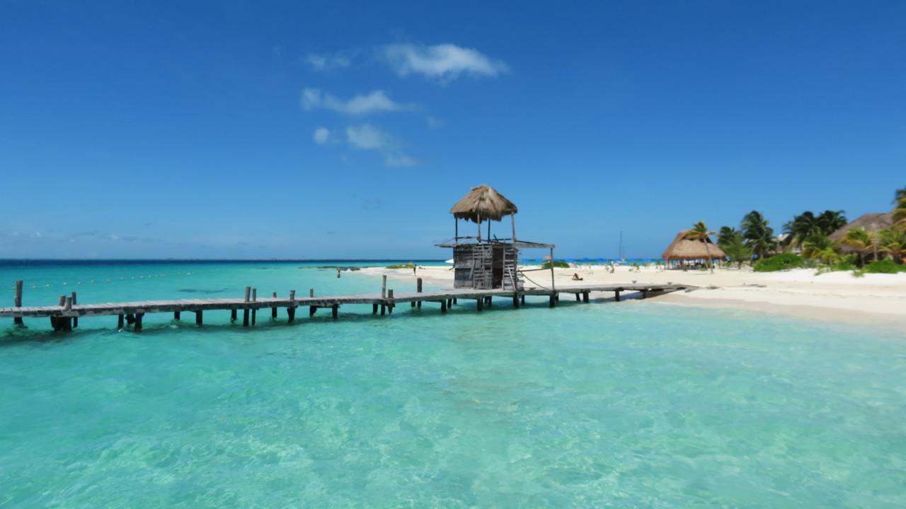 Les Trois Singes - Friendly Hostel Isla Mujeres Exterior photo