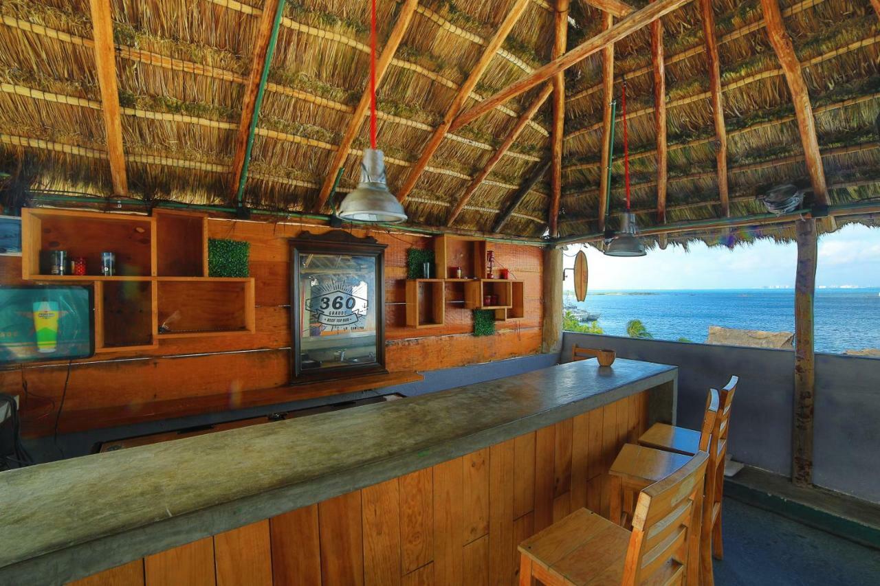 Les Trois Singes - Friendly Hostel Isla Mujeres Exterior photo